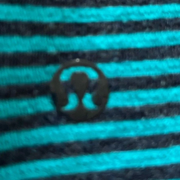 Lululemon Open Your Heart Long Sleeve - Picture 7 of 8